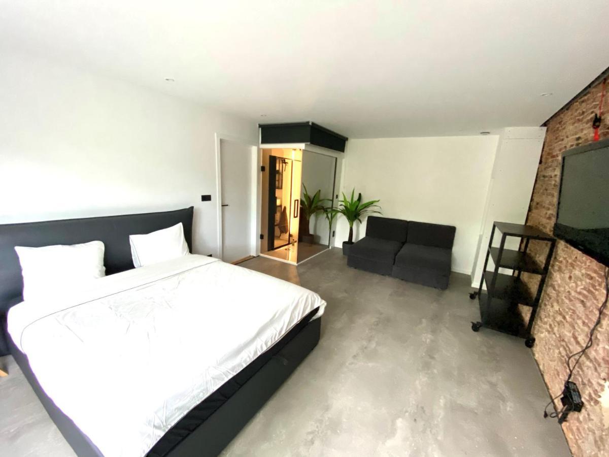 The Square - Vacation Rental With Outdoor Sauna - Centre Of Antwerp Exterior photo